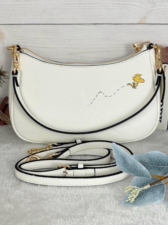 Coach White Leather Snoopy & Woodstock Crossbody Bag - Picture 2 of 4